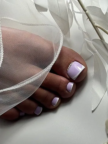 Mise en beauté des pieds — French pédicure — LS Académie Nice