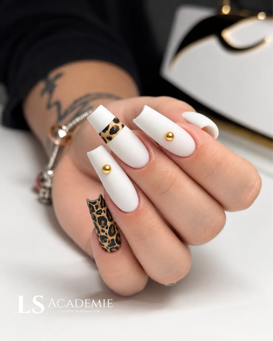 Formation prothésie ongulaire RS7014 à Nice — technique gel et nail art LS Académie
